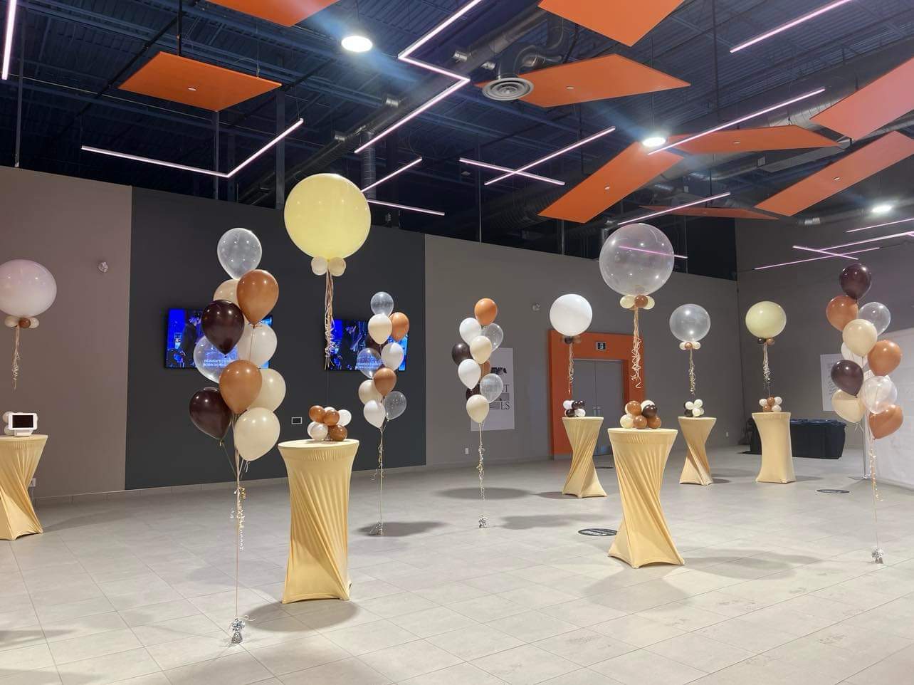 received_600720381476142